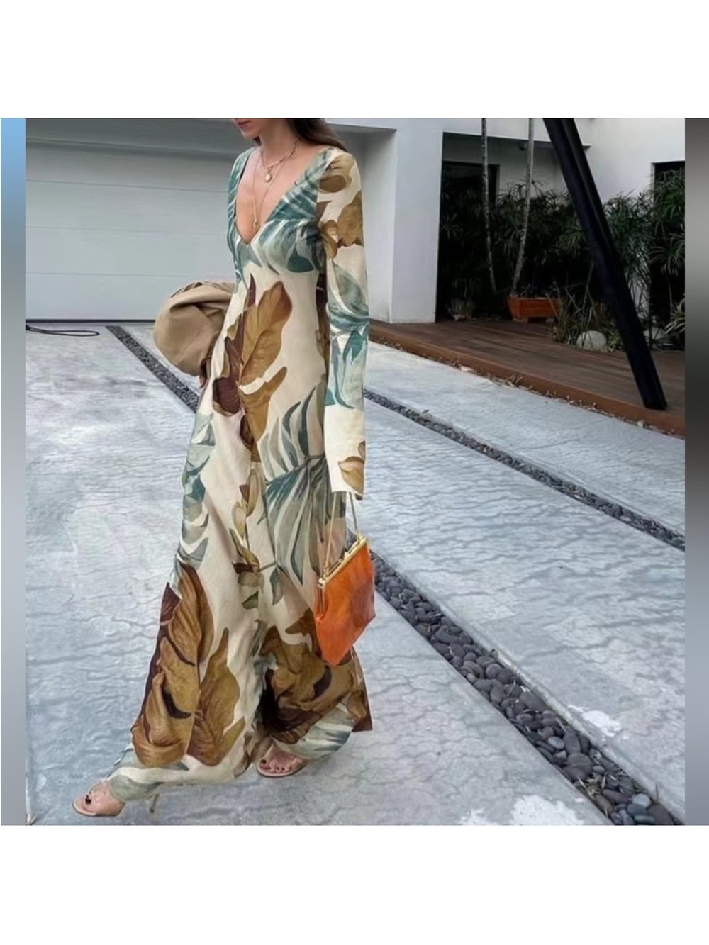 Peony - Memento Maxi Dress in
"Botanica" print - Size S